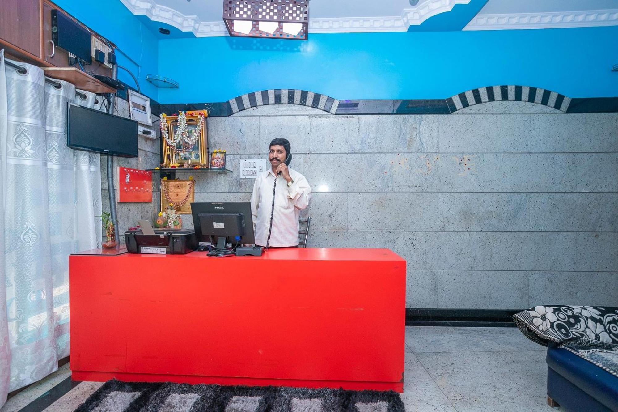 Hotel O Royal Inn Near Iskcon Temple Bangalore Exterior photo